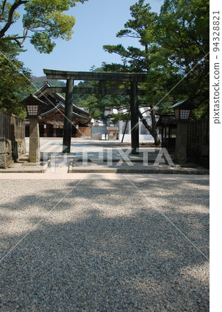 Copper Torii (Four Torii Torii) (Izumo Taisha Shrine / Shrine Hall / Shimane Prefecture Izumo City Taisha Town) Copper Torii (Four Torii Torii) (Izumo Taisha Shrine / Shrine Hall / Shimane Prefecture Izumo City Taisha Town) 94328821