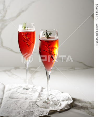 cocktail cocktail 94330695