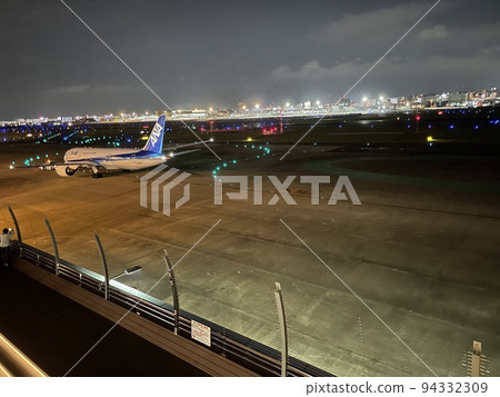 Fukuoka Airport 94332309