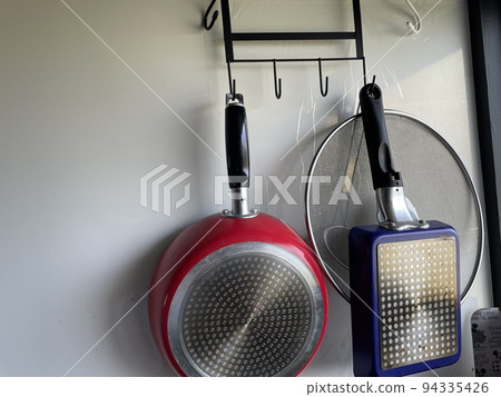 Frying pan, egg roll Frying pan, egg roll 94335426