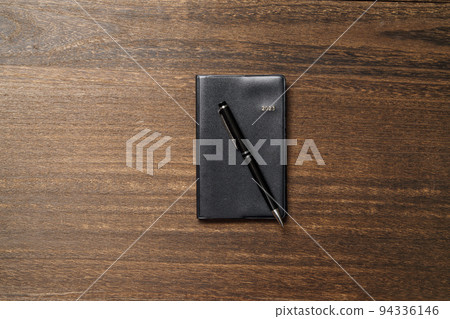 Pen and notebook 2023 94336146