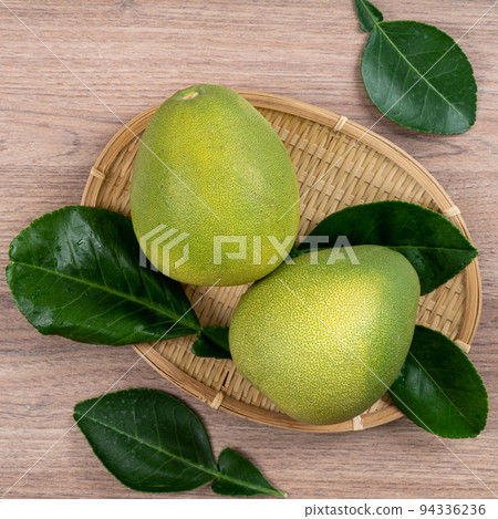 柚子 中秋節 木頭 背景 pomelo Mid-Autumn Festival ユズ ゆず 94336236