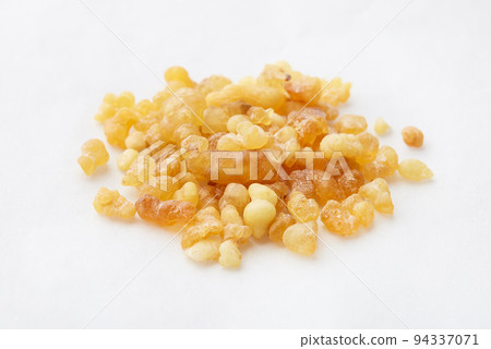 Frankincense resin on white background 94337071