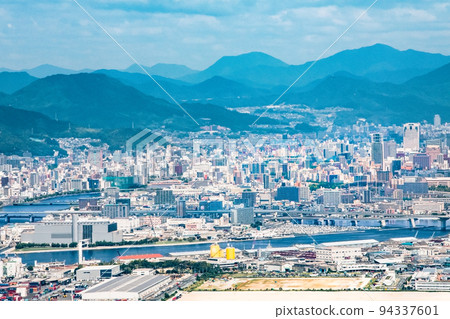 A view of the city of Hiroshima from the port area. You can see Kamiya-cho, Senda-cho, and Dejima districts. Hiroshima 94337601