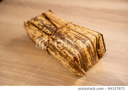 Kyoto mackerel sushi 94337671