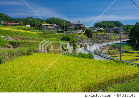 Rice terraces and village Hirabayashi rice terraces 94338148