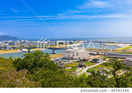 從日和山看北上川河口附近的石卷 94343184