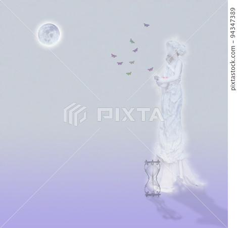 Marble statue in moonlight 94347389