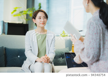 採訪採訪攝影師 94348754