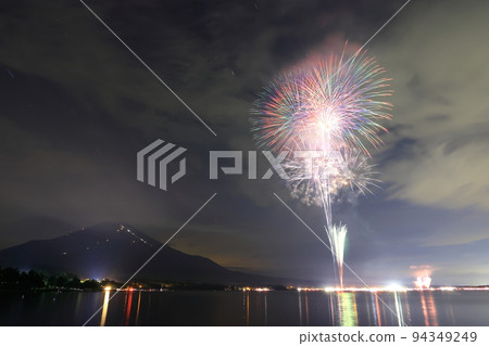 Yamanakako Fireworks and Mount Fuji Yamanakako Fireworks and Mount Fuji 94349249