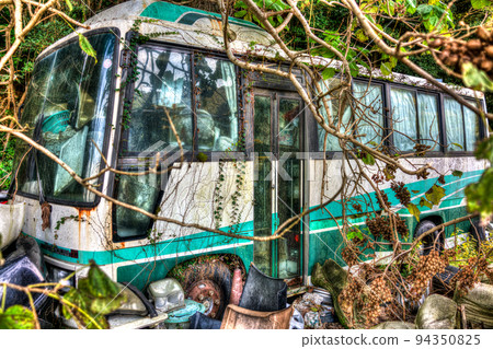 abandoned horror bus 94350825