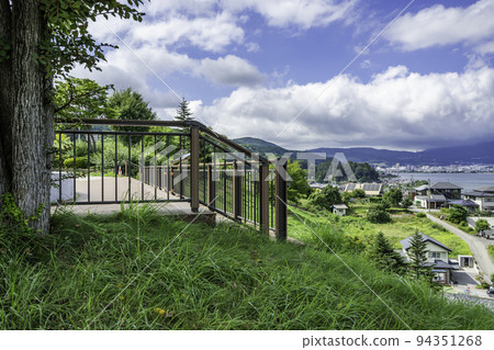 長野縣諏訪市諏訪湖服務區入境戀人聖地展望台 長野縣諏訪市諏訪湖服務區入境戀人聖地展望台 94351268