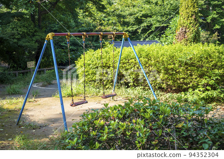 Serigaya Park swing playground equipment [Machida City, Tokyo] 94352304