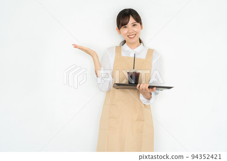 image of cafe clerk 94352421