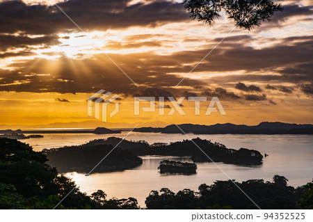 Japan's Three Scenic Sites Matsushima's Dawn Japan's Three Scenic Sites Matsushima's Dawn 94352525