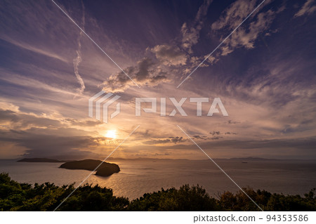 The sun setting over Tomogashima seen from Miyama Fort Observatory 94353586