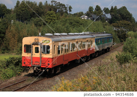 Kururi線上的Kiha 94354686