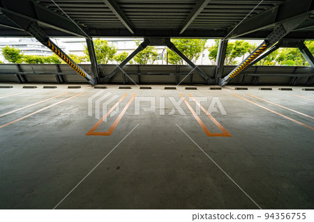 Empty three-dimensional parking lot 94356755
