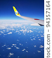 舒適的空中旅行 94357164