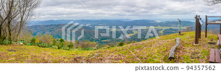 Mt. Kongo-doji, the symbol of Yasaka Town (Sugawa, Yasaka Town, Kyotango City, Kyoto Prefecture) 94357562