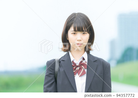 High school girl 94357772