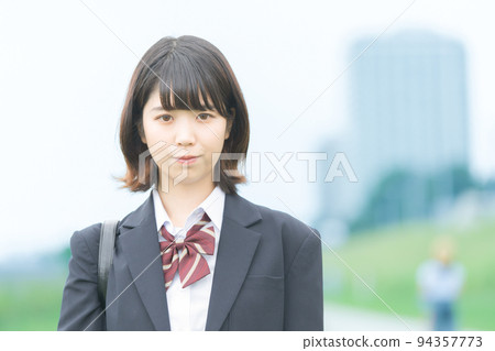 High school girl 94357773