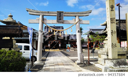 Toyokuni Shrine 94357884