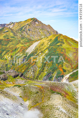 Tateyama, autumnal leaves Okudogidake and Jigokudani Tateyama, autumnal leaves Okudogidake and Jigokudani 94359518