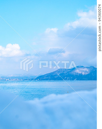 從大島東別站附近眺望函館山的景色 從大島東別站附近眺望函館山的景色 94360074