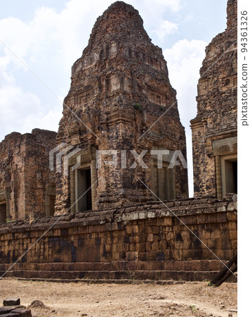 Architecture of ancient temple complex Angkor, Siem Reap Architecture of ancient temple complex Angkor, Siem Reap 94361326