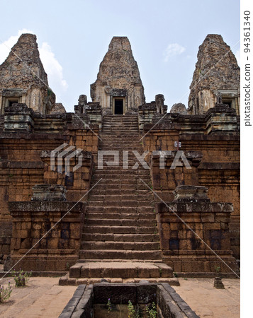 Architecture of ancient temple complex Angkor, Siem Reap Architecture of ancient temple complex Angkor, Siem Reap 94361340