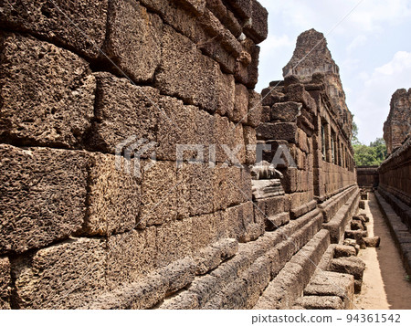 Architecture of ancient temple complex Angkor, Siem Reap 94361542