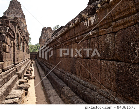 Architecture of ancient temple complex Angkor, Siem Reap 94361575