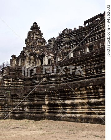 Architecture of ancient temple complex Angkor, Siem Reap Architecture of ancient temple complex Angkor, Siem Reap 94362032