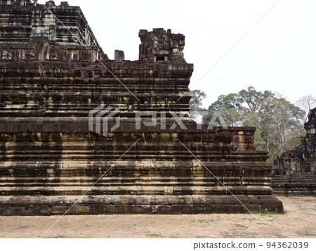 Architecture of ancient temple complex Angkor, Siem Reap 94362039