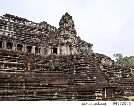 Architecture of ancient temple complex Angkor, Siem Reap Architecture of ancient temple complex Angkor, Siem Reap 94362066
