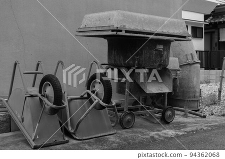 Plastering tools such as cat carts and truffles neatly put away Plastering tools such as cat carts and truffles neatly put away 94362068