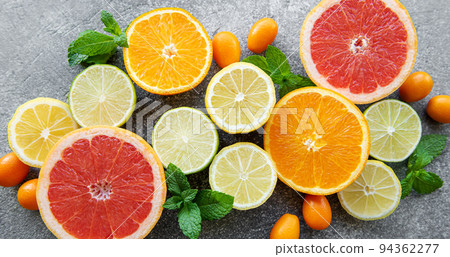 Fresh summer fruits Fresh summer fruits 94362277