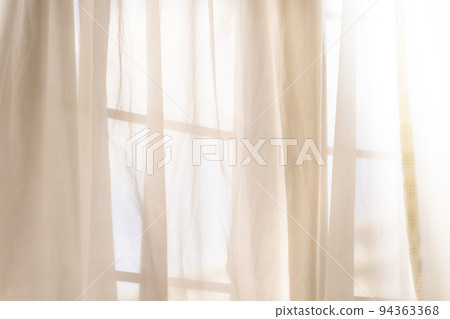 窗簾，花邊，光線進來，房間窗戶 94363368