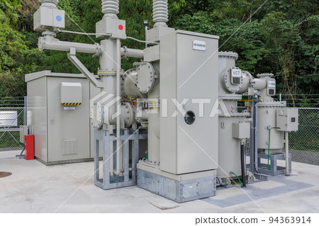 Extra-high voltage substation 94363914
