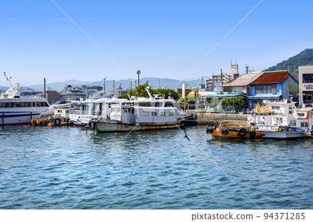 Port of Saeki 94371285