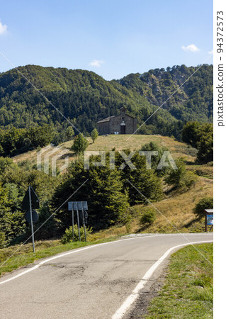 Mountain road landscape Toscano Emiliano Park in Parma province, Italy Mountain road landscape Toscano Emiliano Park in Parma province, Italy 94372573