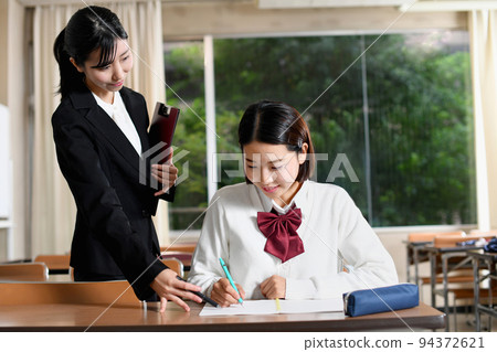 老師教學生 老師教學生 94372621