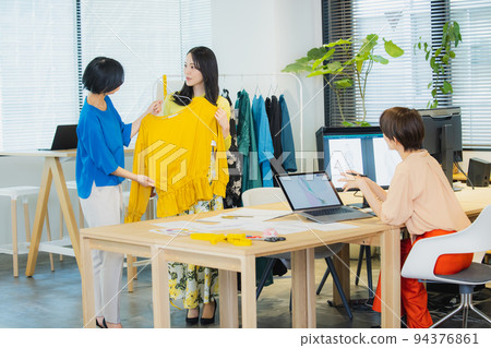 服裝產品開發 服裝產品開發 94376861