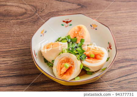 Seasoned egg Seasoned egg 94377731