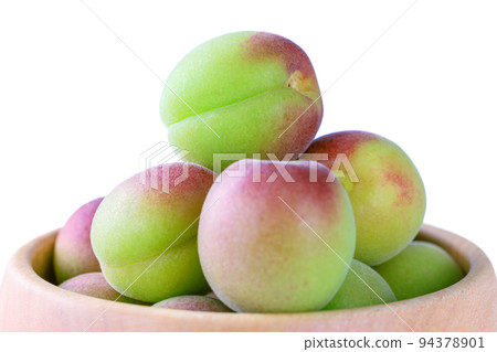 紀州 Koume 和歌山 Minabe 未成熟的李子 紀州 Koume 和歌山 Minabe 未成熟的李子 94378901