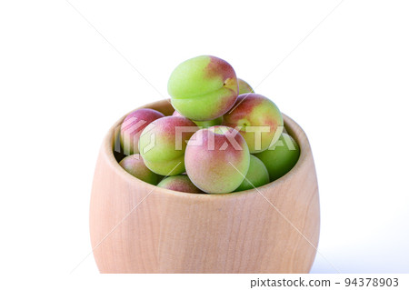 紀州 Koume 和歌山 Minabe 未成熟的李子 紀州 Koume 和歌山 Minabe 未成熟的李子 94378903