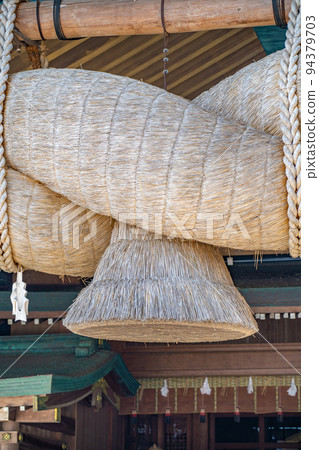 Izumo Taisha Shrine Kagura Hall Large Shimenawa (Izumo City, Shimane Prefecture) Izumo Taisha Shrine Kagura Hall Large Shimenawa (Izumo City, Shimane Prefecture) 94379703