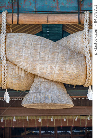 Izumo Taisha Shrine Kagura Hall Large Shimenawa (Izumo City, Shimane Prefecture) Izumo Taisha Shrine Kagura Hall Large Shimenawa (Izumo City, Shimane Prefecture) 94379713