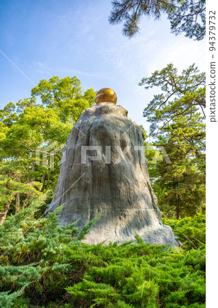 Izumo Taisha Shrine Musubi Statue (Izumo City, Shimane Prefecture) 94379732